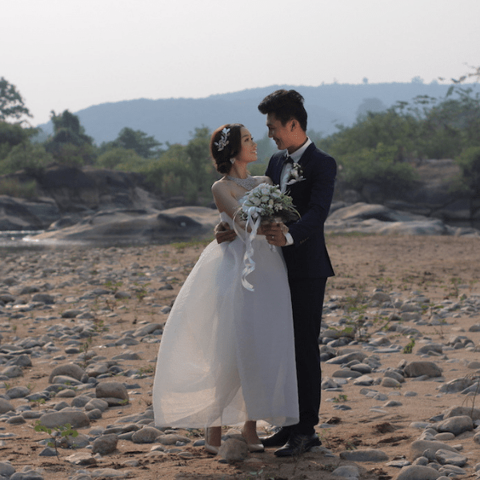 Bỏ rơi “người tình” Bùi Anh Tú, Quang Tuấn bí mật kết hôn với Hạnh Thảo