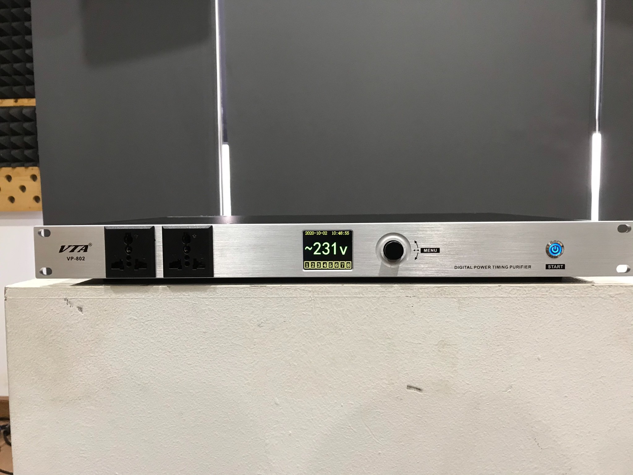 các nút điều khiển VTA VP802