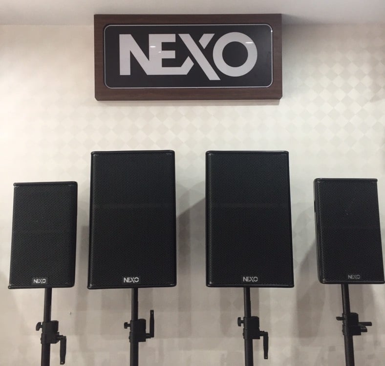 NEXO PS10 và NEXO PS15