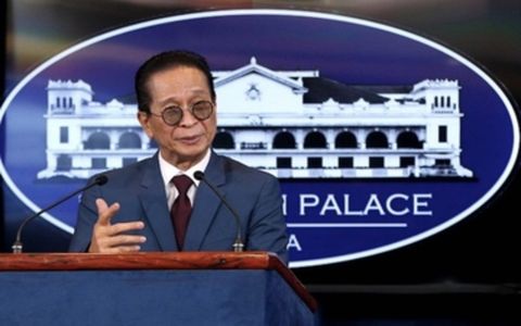 Philippines giải thích phát ngôn của Duterte về 'chủ quyền của Trung Quốc' ở Biển Đông