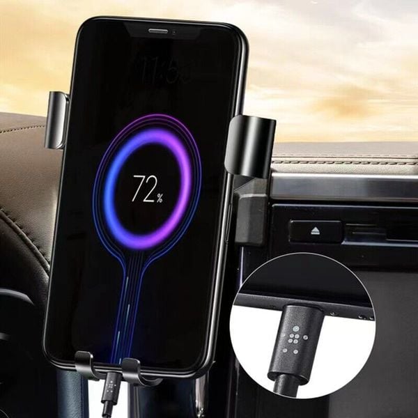 Giá Đỡ Điện Thoại Trọng Lực Kẹp Cửa Gió Điều Hòa Ô Tô