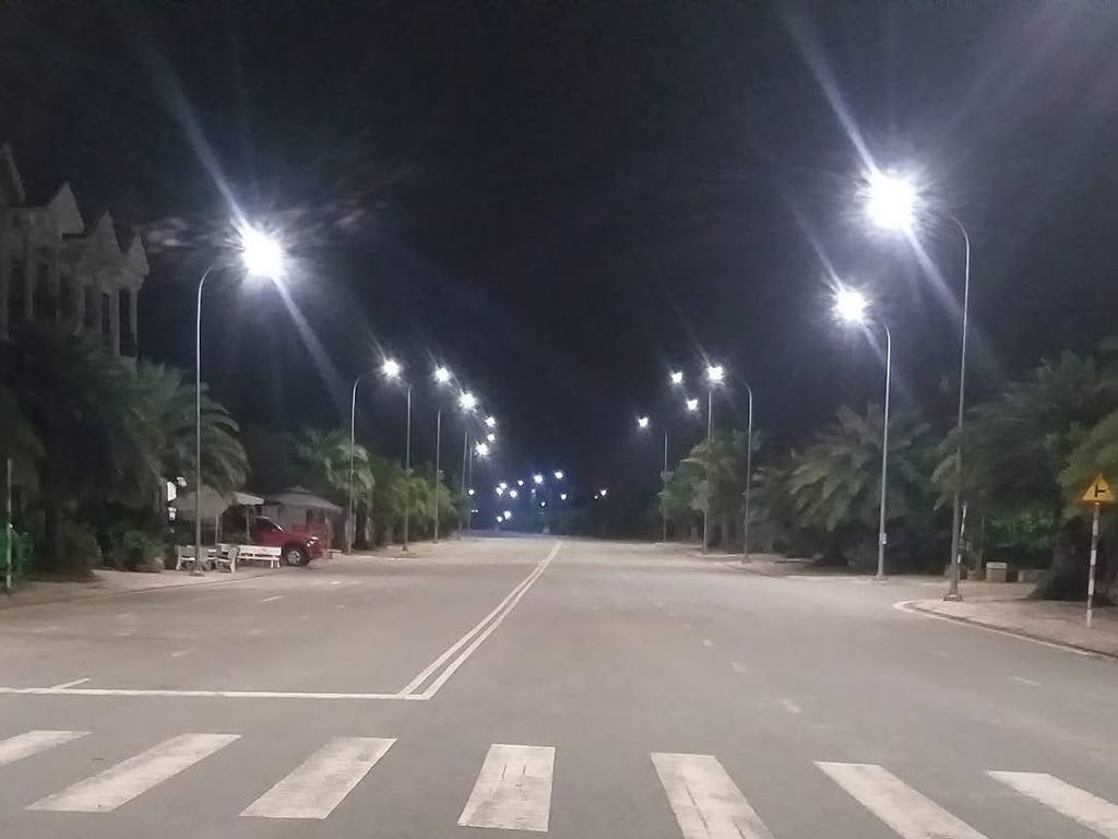 Đường Trường Lưu nhánh về đêm