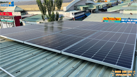 Lợi ích của hệ thống điện mặt trời Hybrid 3,6 kWp sử dụng 8 tấm pin mặt trời Longi, Inverter Deye, ắc quy Lithium UFO