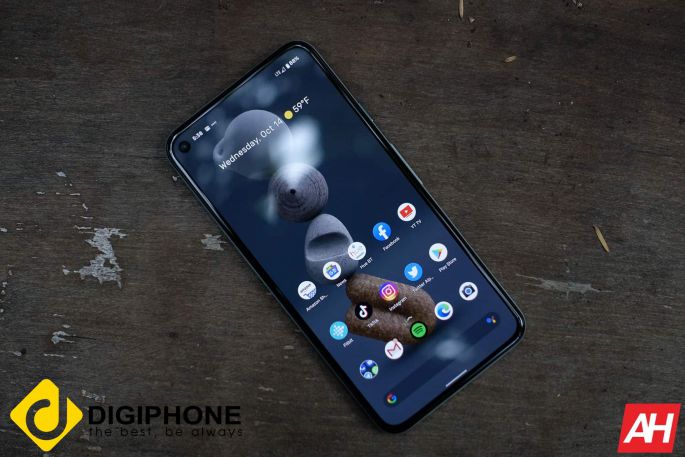 Google Pixel 5 có tấm nền OLED linh hoạt.