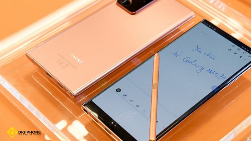 note 10 plus và note 20