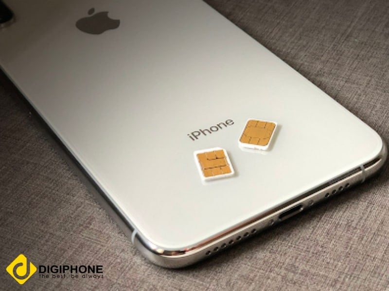 iphone xs có 2 sim gom nano-sim va esim