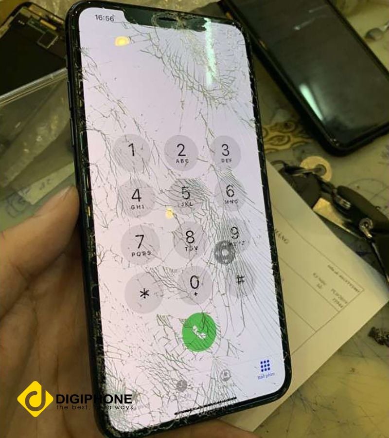 Tại sao iPhone bể màn hình? Cách xử trí ra sao