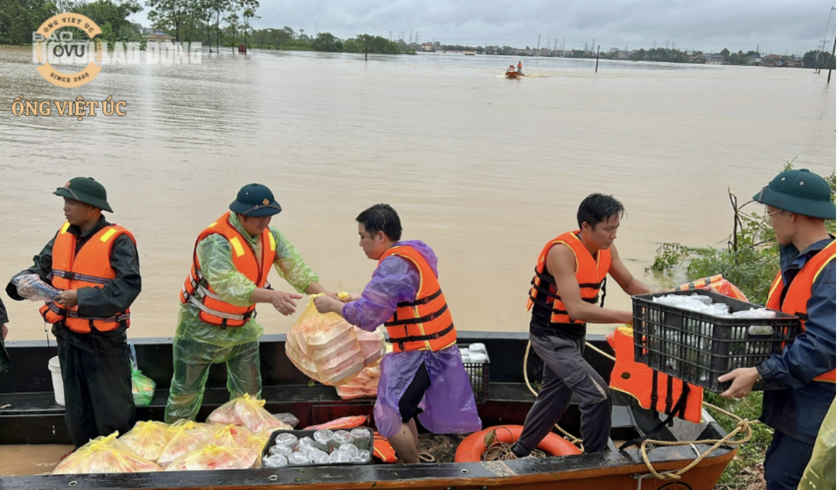 Những kinh nghiệm quý giá rút ra từ công tác cứu trợ bão Yagi - Ống Việt Úc