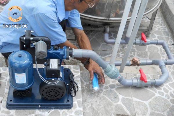 Bí quyết chống rò rỉ ống nước mùa mưa bão với Ống Việt Úc