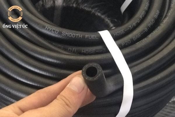 Ống Cao Su Và Ống Nhựa: Loại Nào Phù Hợp Cho Công Trình?