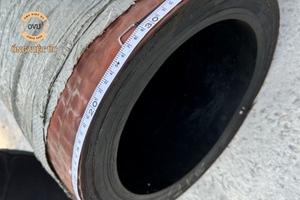 Ống cao su bố thép xoắn: Ống cao su siêu bền với bố thép xoắn