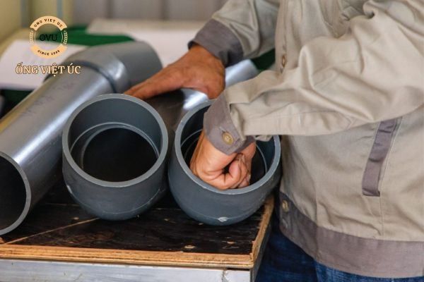 Hướng dẫn lắp đặt ống nhựa UPVC đúng cách và hiệu quả