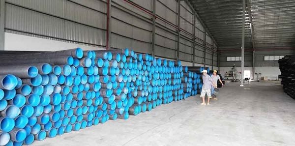 Kho ống HDPE gân xoắn 2 lớp