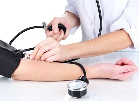 Các biện pháp giúp hỗ trợ điều trị bệnh huyết áp cao