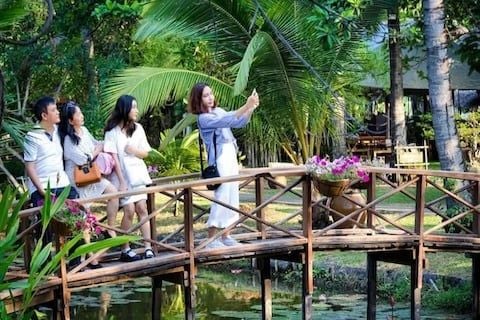 TOP 10 ĐỊA ĐIỂM VUI CHƠI KẾT HỢP ĂN UỐNG HẤP DẪN NHẤT TẠI TP.HCM