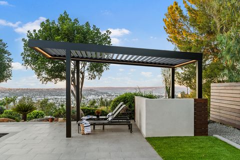 30 mẫu giàn hoa Pergola ấn tượng nhất 2025