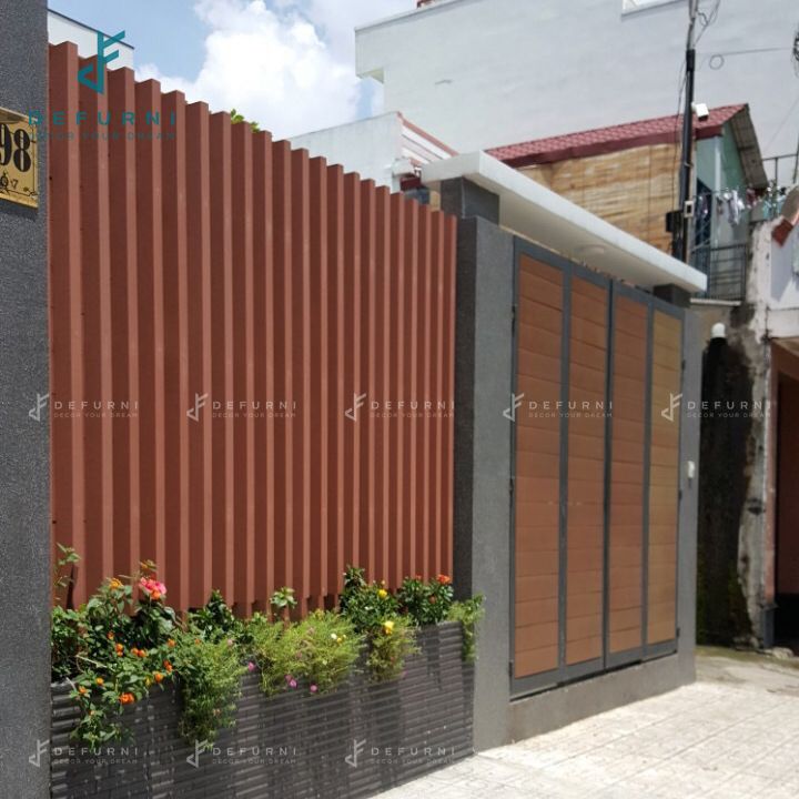 Ốp cửa cổng, hàng rào bằng gỗ nhựa composite | tongkhogonhua.com ...