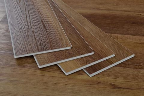 Tất tần tật những điều bạn cần biết về sàn nhựa hèm khóa