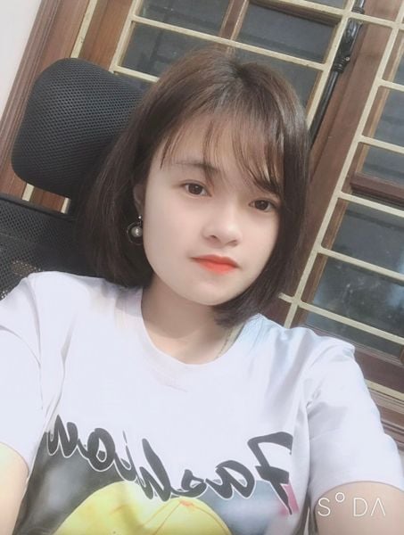 Nên dùng  mic thu âm livetream ISK AT100 Hay ISk AT 350