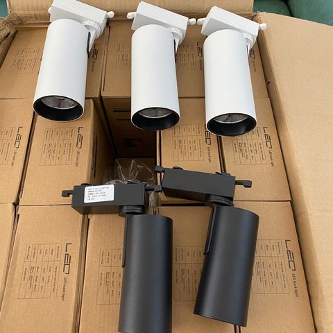 Đèn rọi giá tốt, giao nhanh tại HCM - Hàng có sẵn, chất lượng cao