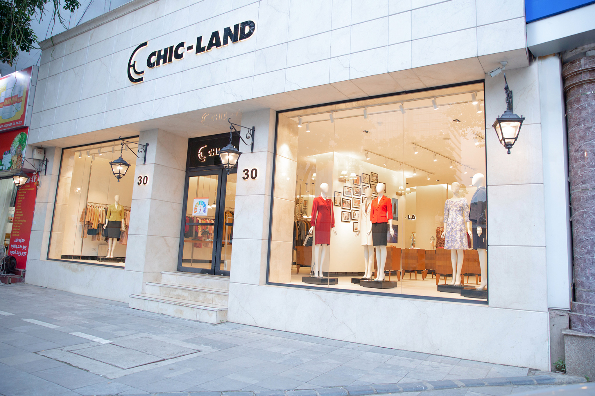 Showroom Lý Thái Tổ