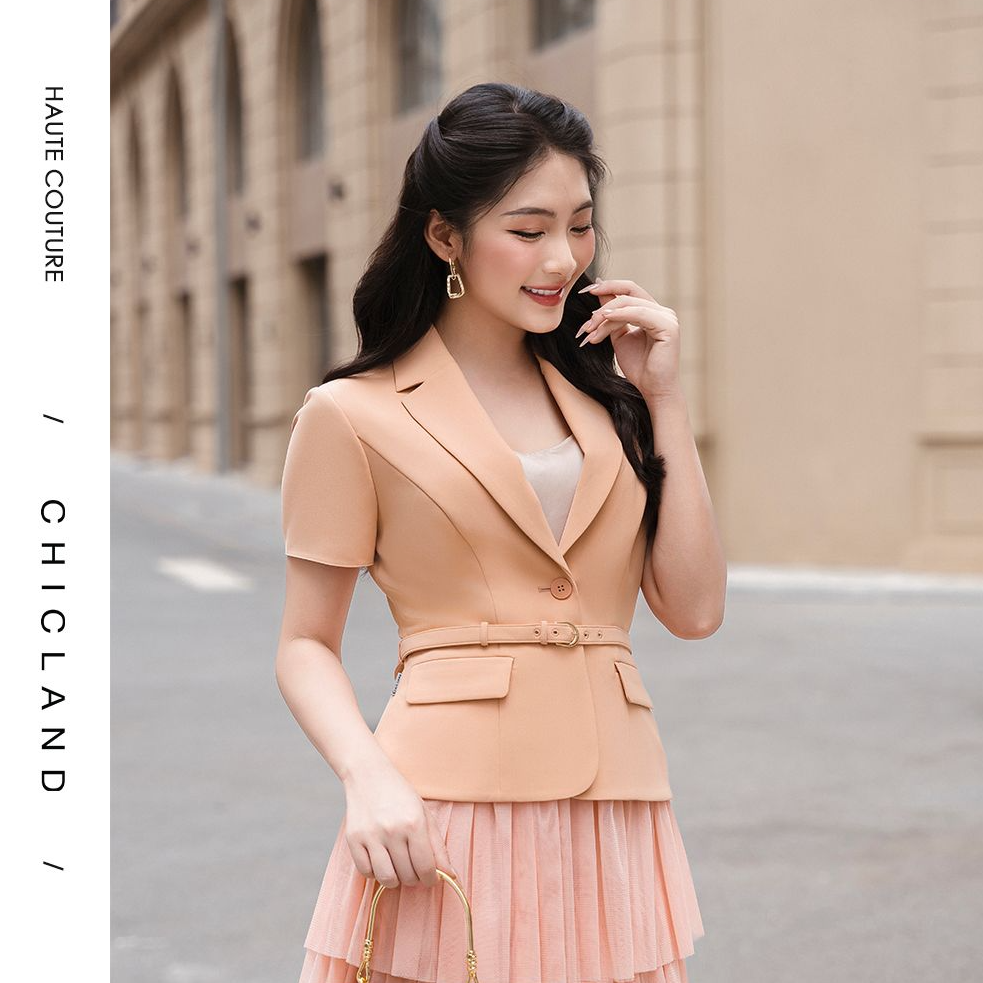 Summer Collection 2024: Sự cuốn hút đến từ những thiết kế hoài cổ