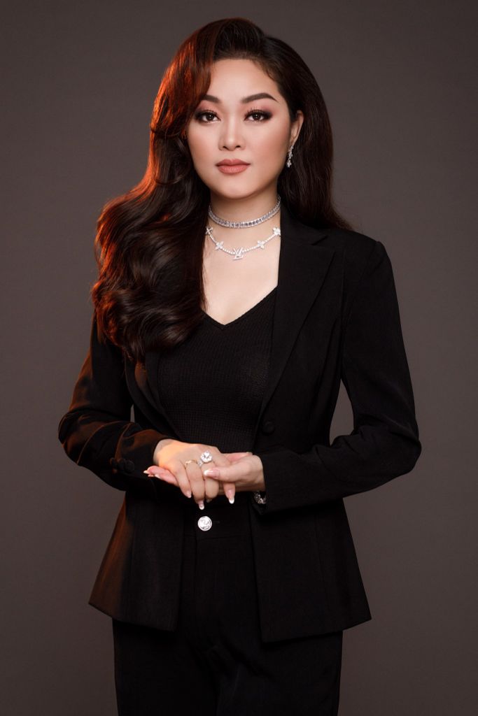 Chân dung nữ doanh nhân tài năng Hoàng Thanh Nga.