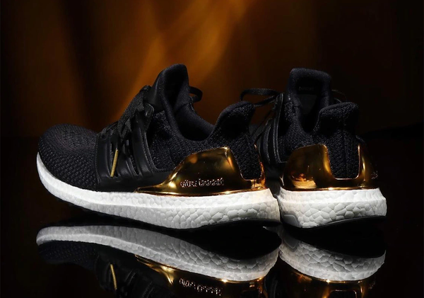giay-ultra-boost-4-0-gold-medal