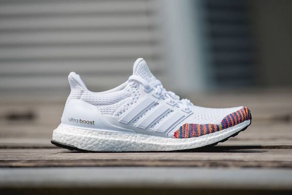 giay-ultra-boost-1-0-multicolor