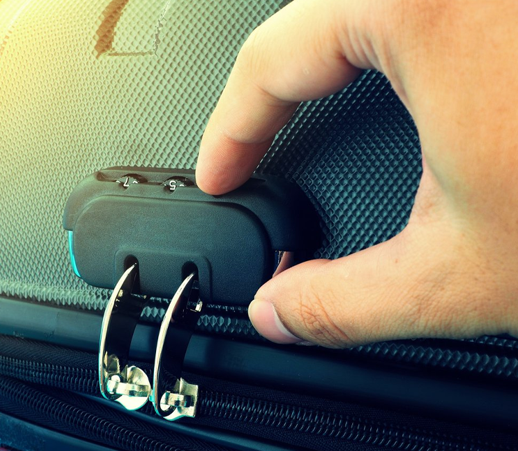 Hướng dẫn cách sử dụng khóa số vali cực đơn giản