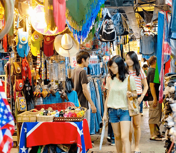 Lựa chọn áo phông làm quà khi đi du lịch Thái Lan
