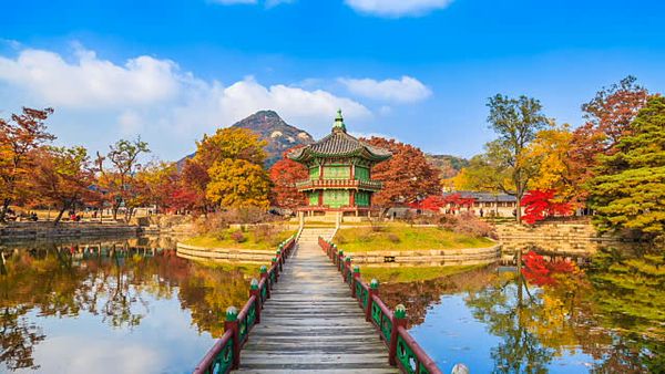 Cung điện Gyeongbokgung - địa điểm phải đi du lịch Hàn Quốc