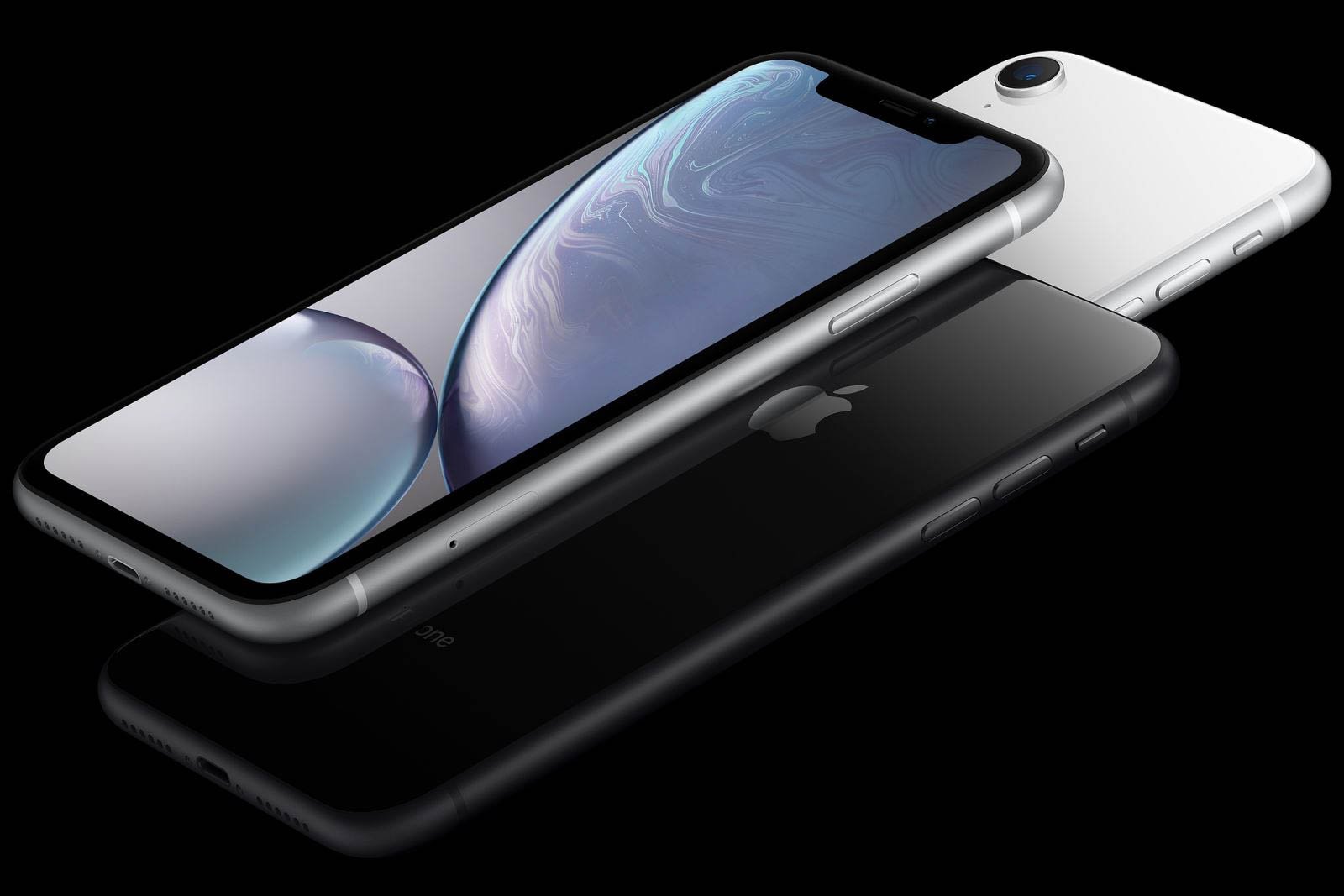 Nên mua iPhone SE 2020 hay iPhone XR một thời hoa lửa?