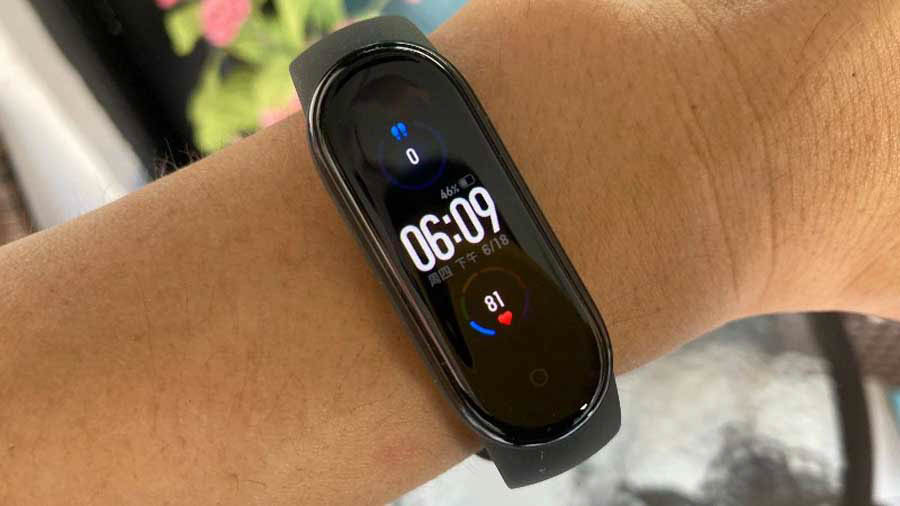 Xiaomi Mi Band 5 có thể sẽ ra mắt thêm phiên bản Pro