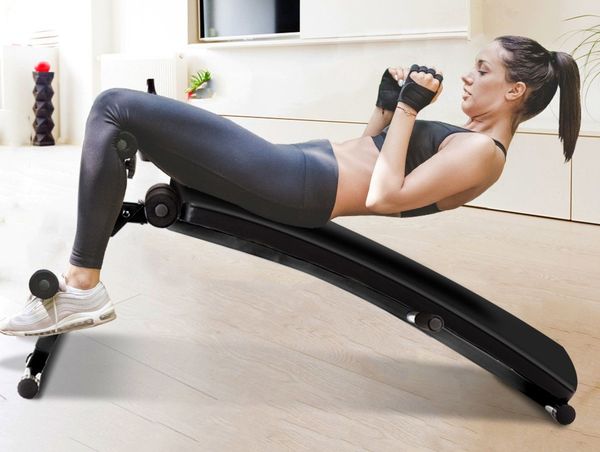 Đánh bay mỡ bụng bằng ghế gập bụng có phải là lời đồn? Nên gập bụng mỗi ngày mấy lần?