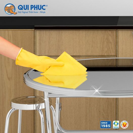 Bảo Dưỡng Bàn Ghế Inox Đúng Cách – Nhà Sách Tinh Tươm, Đơn Giản Hơn Bạn Nghĩ