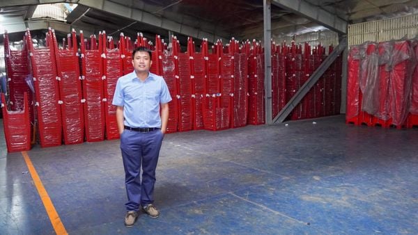 Qui Phúc tiếp đón các Nhà phân phối đến tham quan Công ty