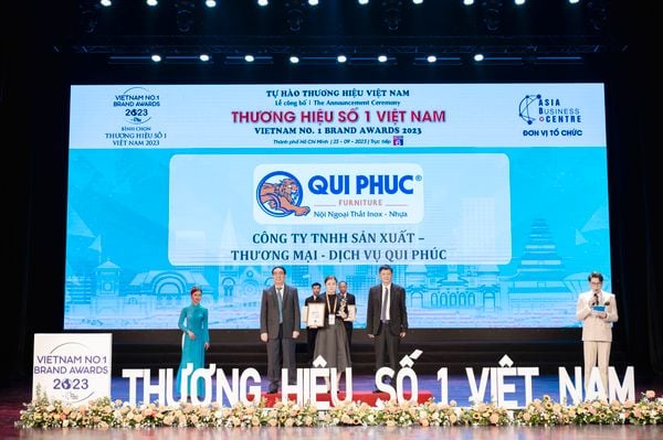 Qui Phúc - 39 năm vững bước