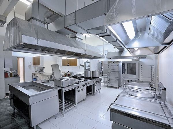 Tiêu chuẩn ánh sáng trong thiết kế bếp ăn công nghiệp