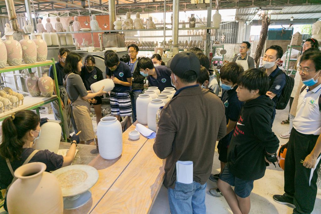 TeamBuiding Trải nghiệm làm gốm thủ công | Đoàn học sinh của trường Quốc Tế Nhật Bản - Japanese School