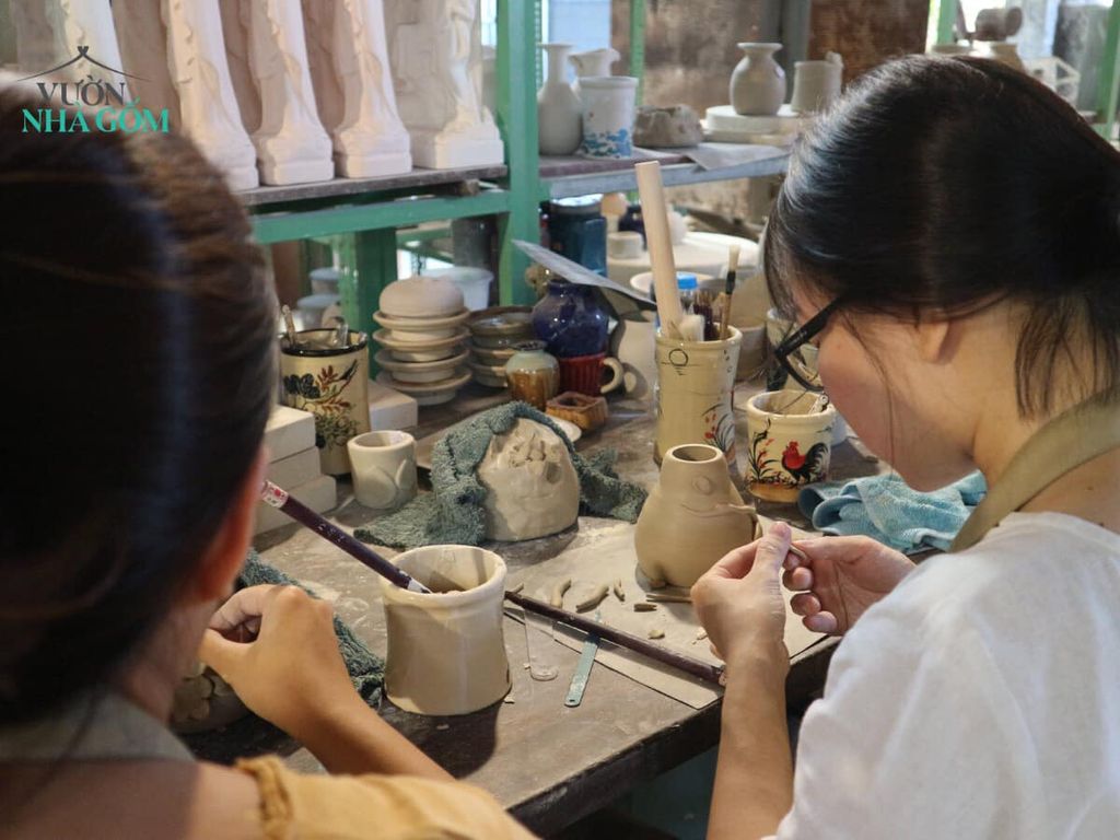Nhật Ký Học Làm Gốm Dài Hạn | Ngày thứ hai làm đẹp sản phẩm