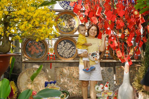 Tháng Giêng là tháng ăn chơi, còn tháng Giêng thì lòng người vẫn còn xuân.