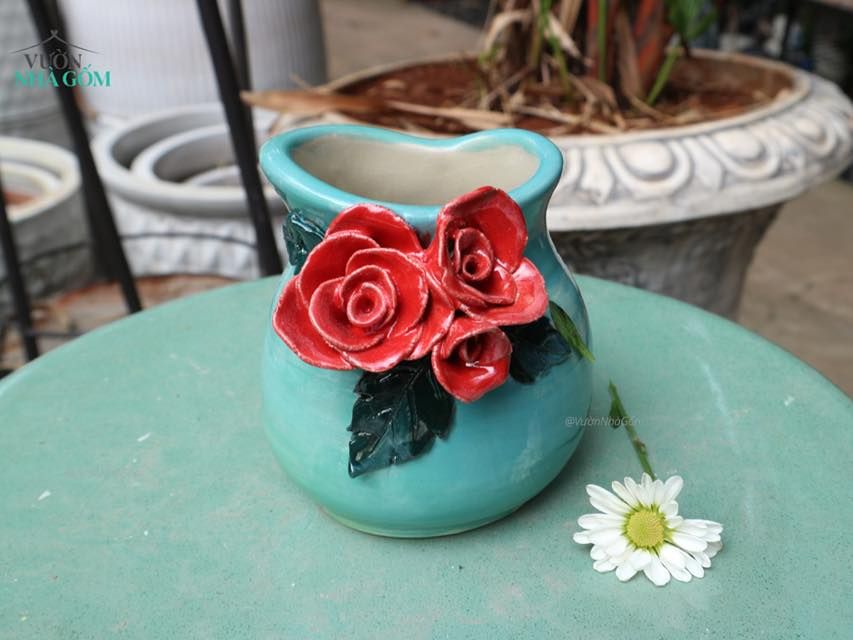 Sản phẩm workshop Dài hạn | Bình hoa đắp nổi của học viên lớp dài hạn