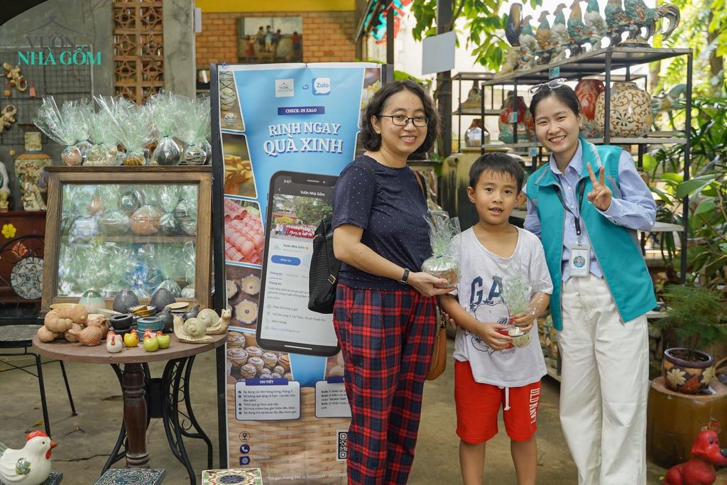 RA MẮT KÊNH ZALO OA CHÍNH THỨC CỦA VƯỜN NHÀ GỐM