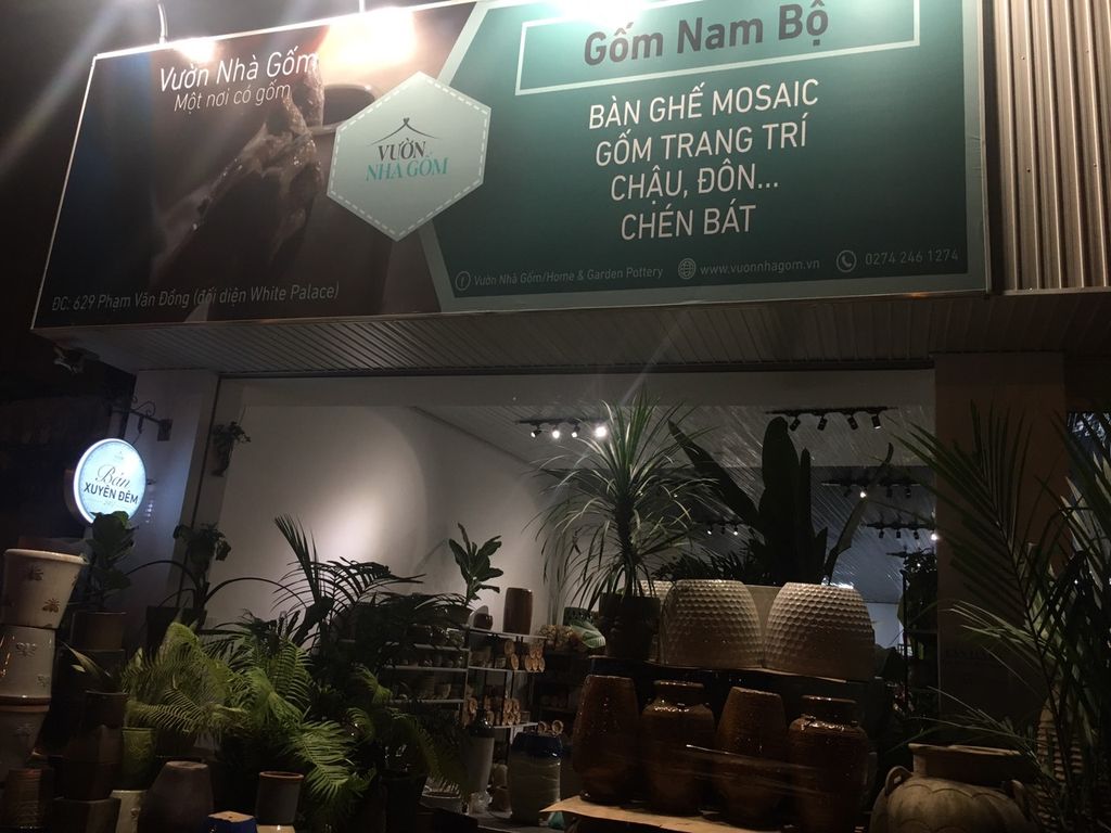 Vườn Nhà Gốm Phạm Văn Đồng | Trải nghiệm gốm xuyên đêm, phục vụ khách hàng 24/7
