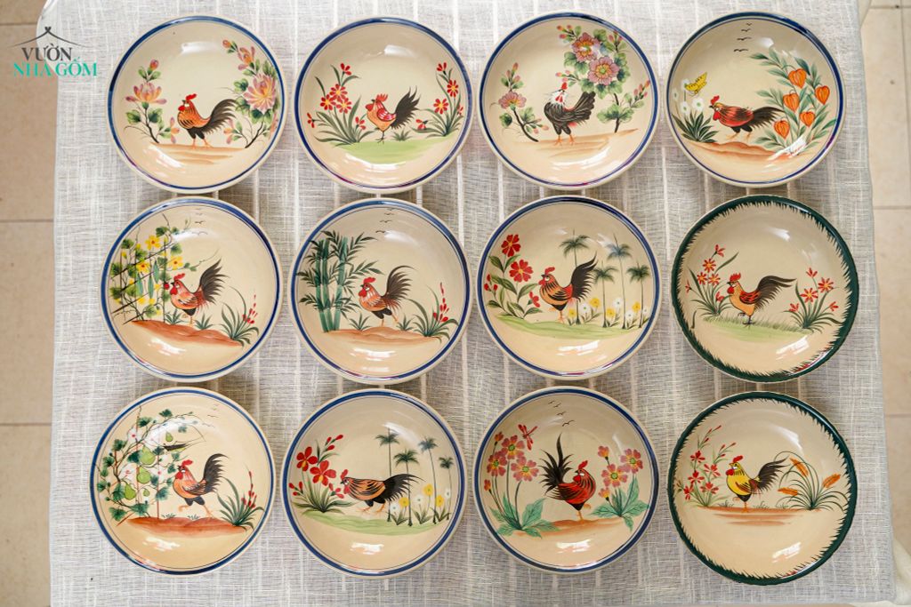 Ngắm nhìn những dáng gà từ BST Dĩa Hảo