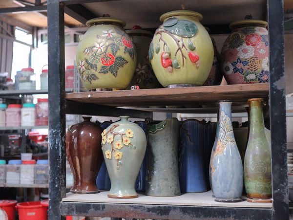 Chuyện gốm | Nơi hiện hữu các lối trang trí gốm thủ công Nam Bộ