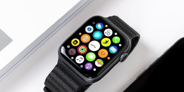 (Có nên mua Apple Watch trong năm 2019?)