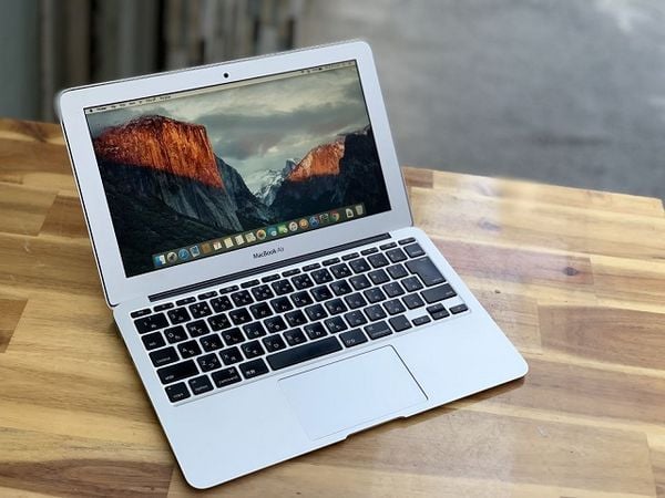 Macbook Air 11.6’ MD224