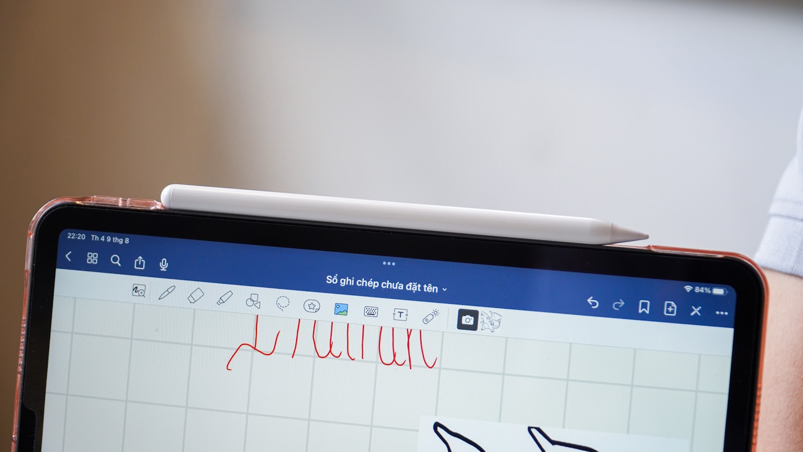 Trên tay bút cảm ứng TUCANO Stylus Pen: Phụ kiện đắc lực cho những người dùng yêu thích viết, vẽ trên iPad